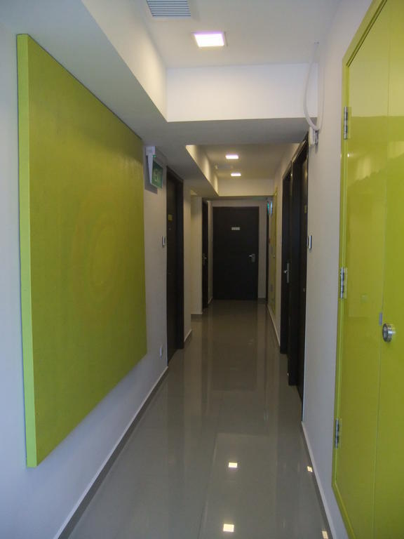 Amaris Hotel By Santika, Bugis - Singapore Exterior photo